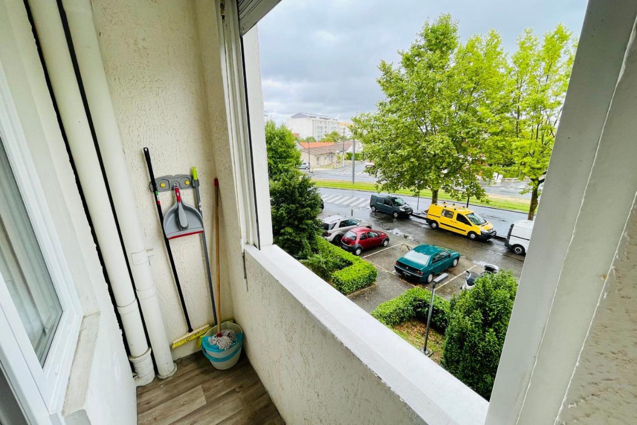 Luminous Apartment With Parking Near The City Center Cenon Εξωτερικό φωτογραφία